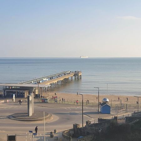 Beachfront Apartment With Bbq Sun Deck Борнмът Екстериор снимка